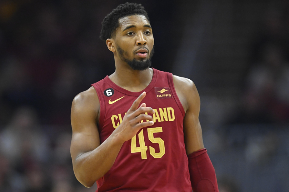 美国队不断突破！，Scout连续十场比赛得分超过出色防守全场沸腾不已的简单介绍九游平台