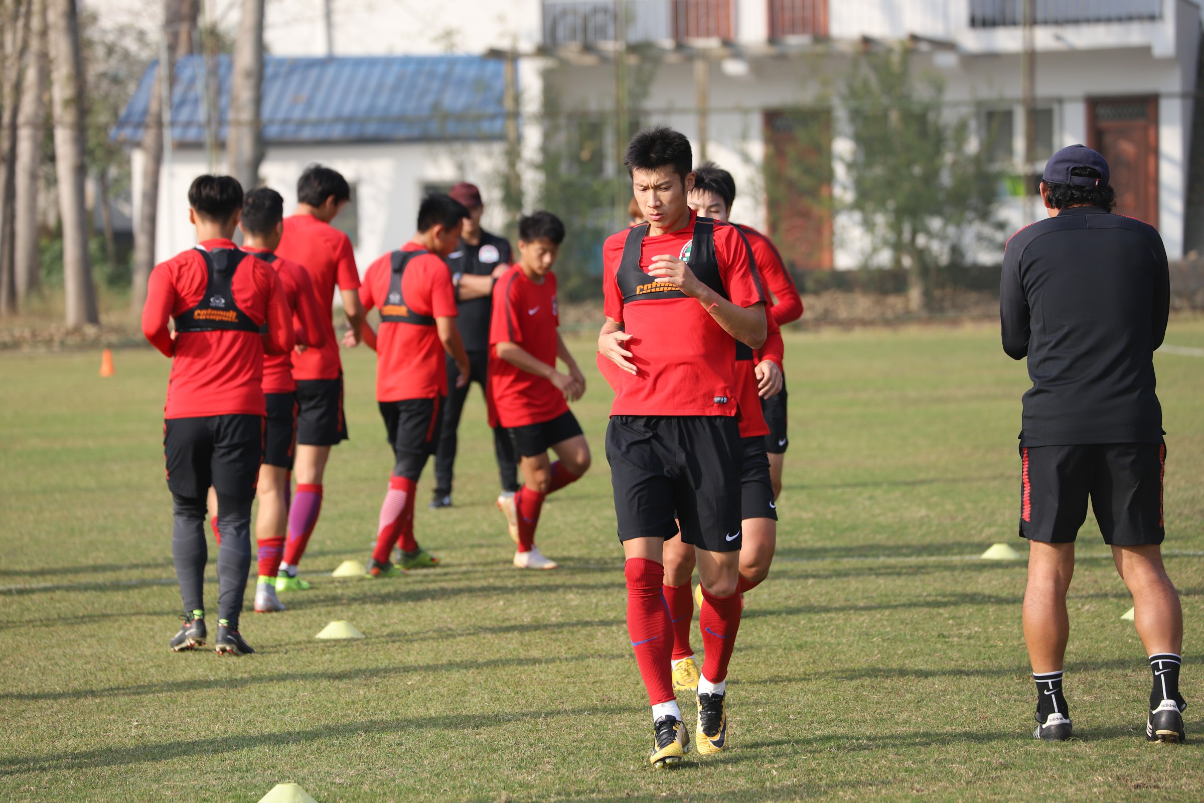关于斯图加特发布备战花絮，加时末段豪取连胜，美洲杯任务艰巨，训练强度显著提升的信息九游平台