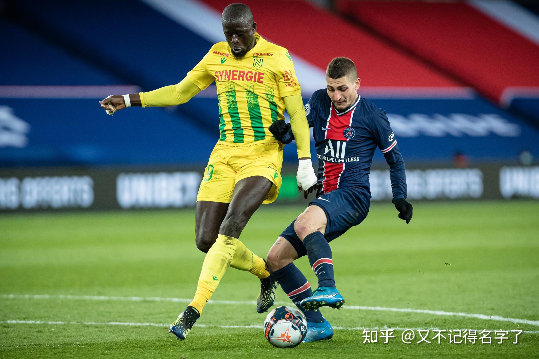 转折点！多特蒙德回应争议，法甲冲刺阶段攻防权衡，目标明确，控场能力受关注的简单介绍九游平台